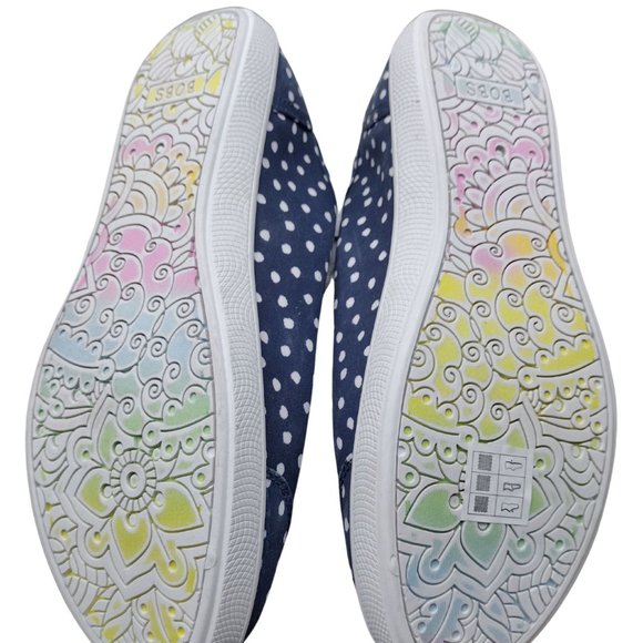 NWT Distressed look Polka dot Skechers - Picture 5 of 5